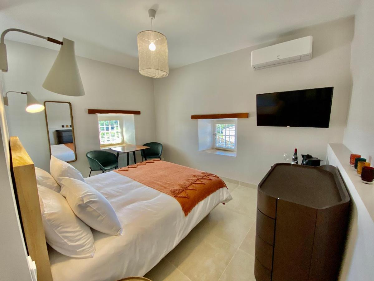 La Maison Des Vendangeurs - Table D'Hotes Le Soir Du Jeudi Au Dimanche- Jacuzzi - Balneo Spa - Acces Piscine Pour Toutes Les Chambres Sauf Studio Coquet- Piscine De Mai A Mi-Octobre Martignargues Exteriér fotografie
