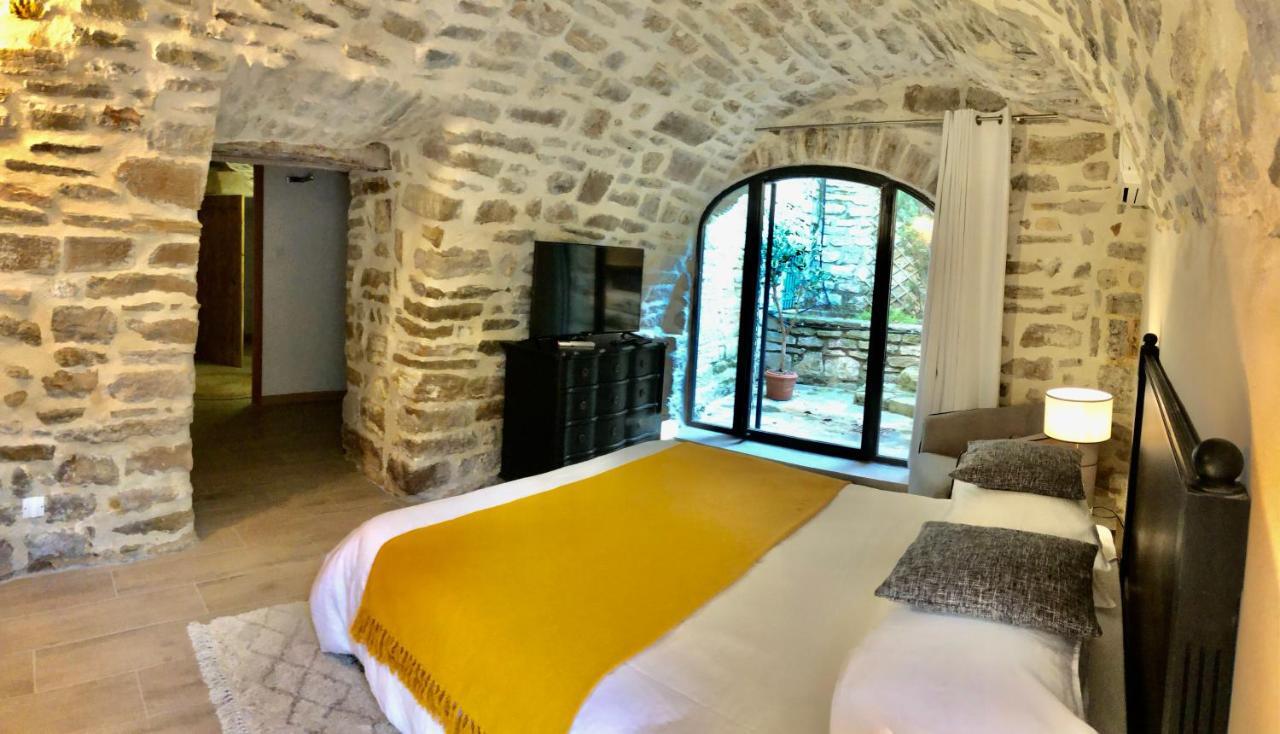 La Maison Des Vendangeurs - Table D'Hotes Le Soir Du Jeudi Au Dimanche- Jacuzzi - Balneo Spa - Acces Piscine Pour Toutes Les Chambres Sauf Studio Coquet- Piscine De Mai A Mi-Octobre Martignargues Exteriér fotografie